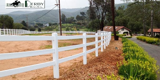 How HDPE Fencing Handles the Cold and Heat